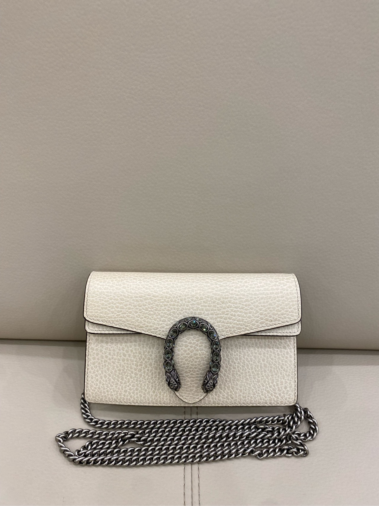 99新 GUCCI/古驰 Gucci 酒神 钻扣迷你号链条包 米白色全皮款 