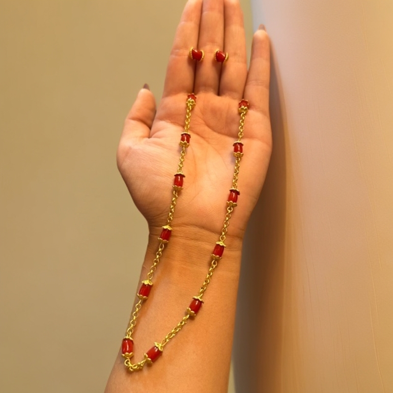 非金属亚克力项链 新款两件套非常的精致，戴起来非常好看