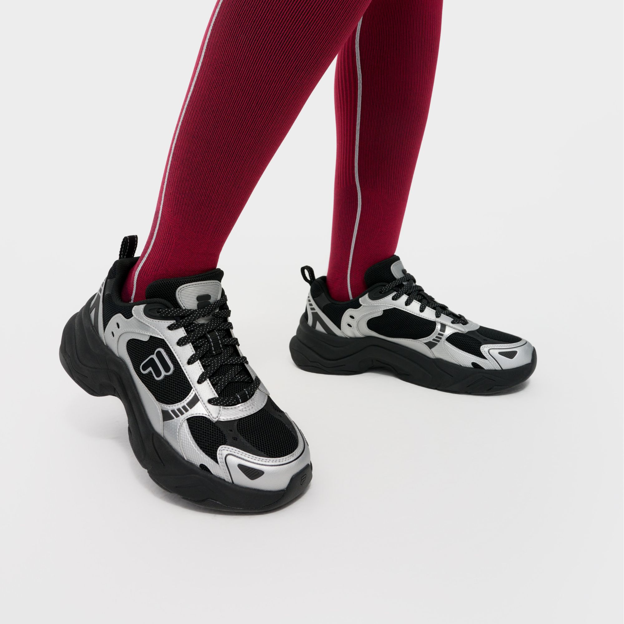 FILA FUSION【奇点鞋】2024新款百搭户外运动休闲老爹鞋T12M431603