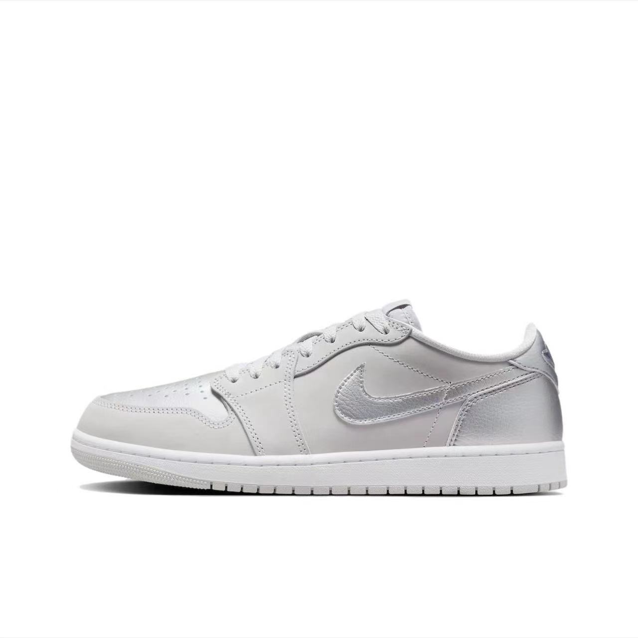 NIKE/耐克男AIRJordan1银色低帮复古百搭防滑运动板鞋CZ0790002