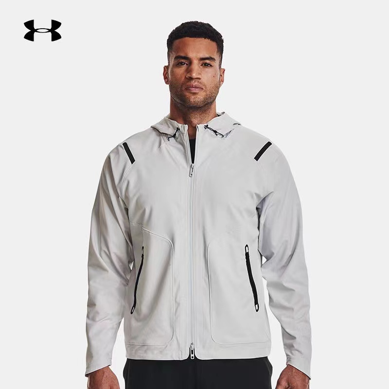 【太原里UA专享】安德玛男子梭织夹克秋季连帽外套 1370494014