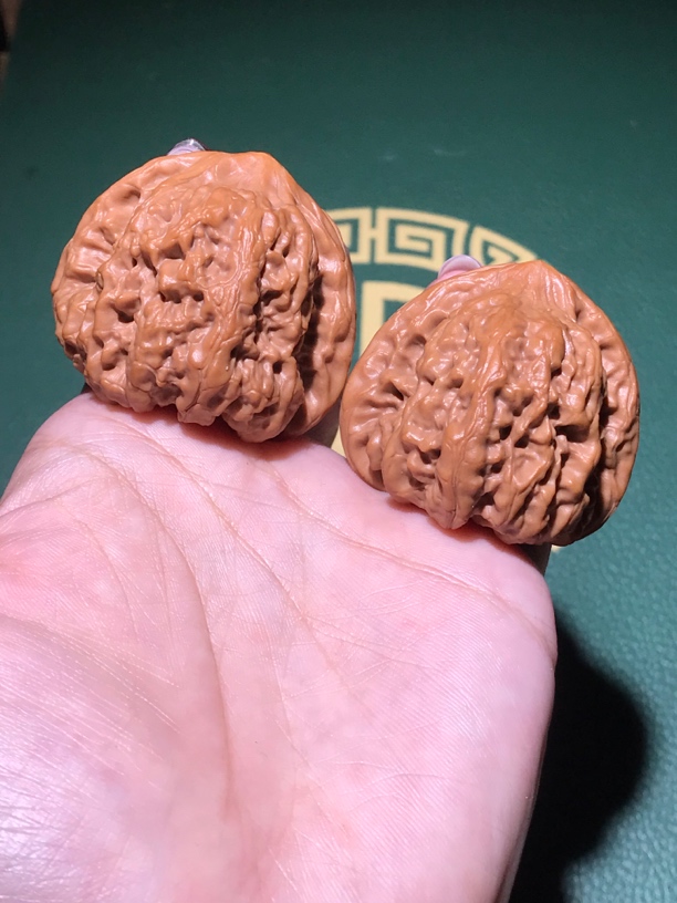 文玩核桃平谷凹底 41.5边42肚子37高