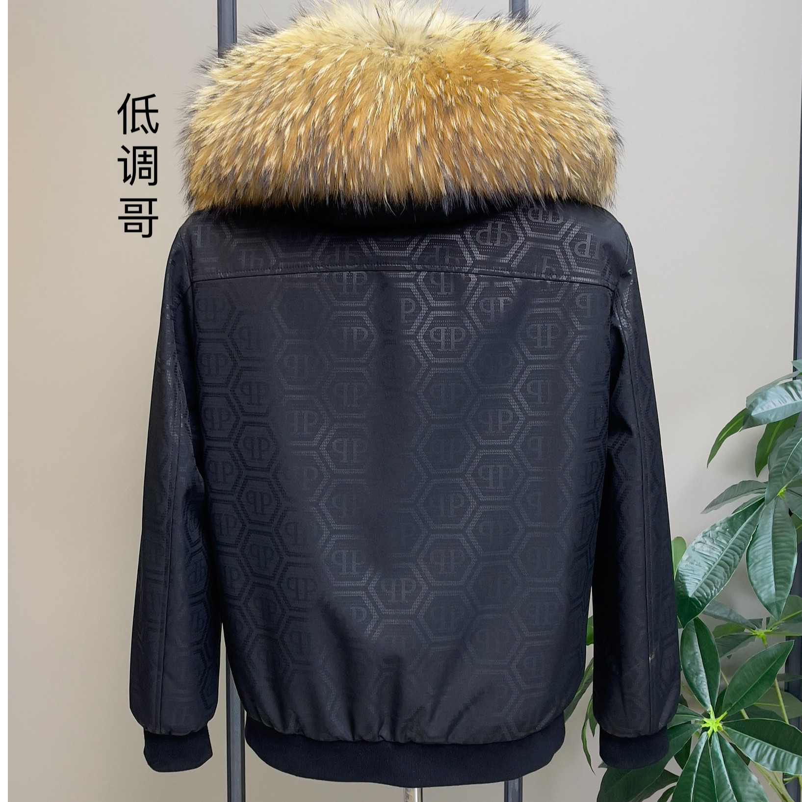 (低董先生男装) YP-7118 高端男士时尚暗花保暖可脱卸夹克款派克
