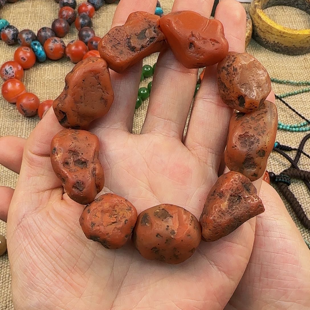 南红玛瑙手串未镶嵌?*