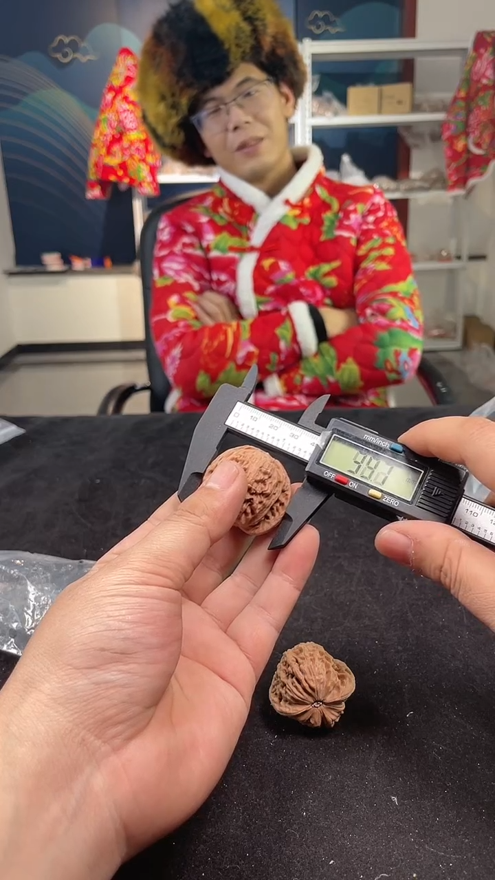 【闪购商品】桃核把件磨盘39尺寸