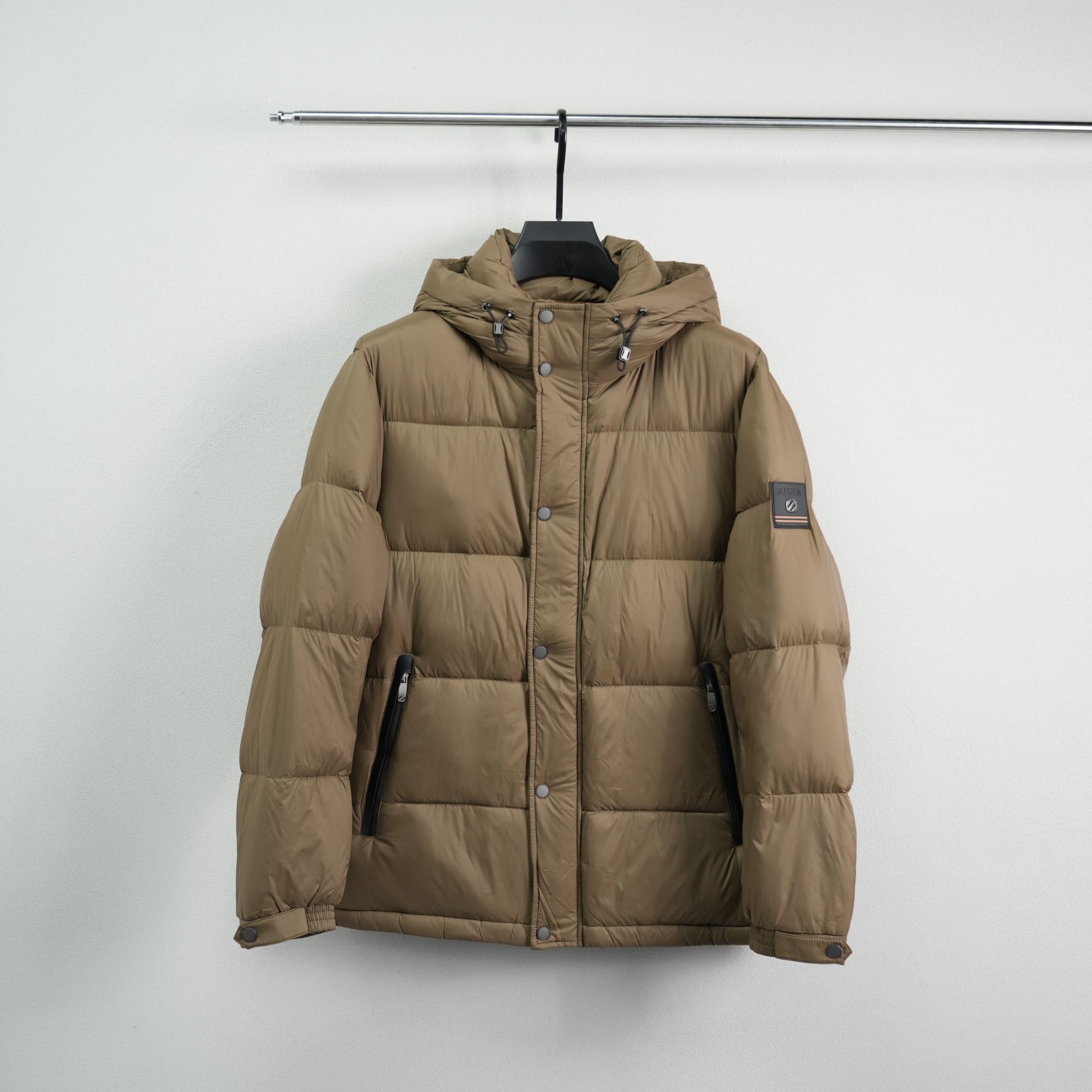 【巴尔赫】2024冬季欧货高端轻奢男款时尚休闲连帽保暖羽绒服980