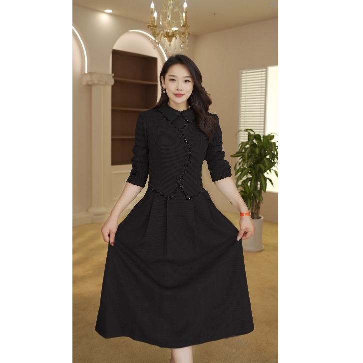 高端洋气高级假两件连衣裙2024秋季新款黑色时尚通勤显瘦连衣裙子
