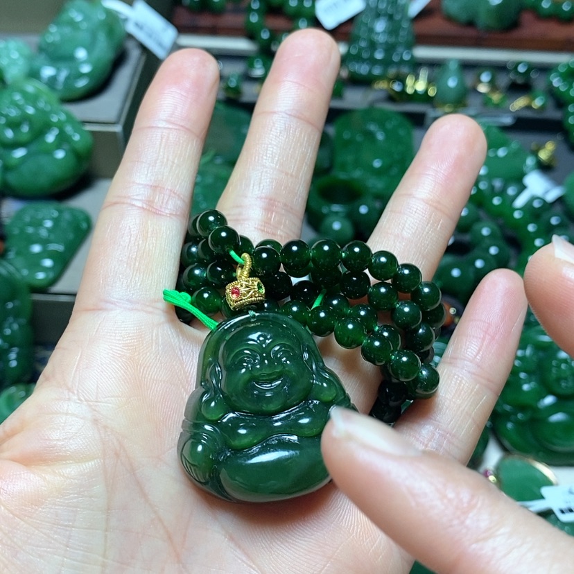 【闪购商品】和田玉（碧玉）吊坠18K金镶嵌连*