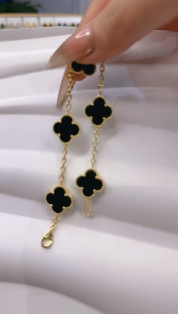 【闪购商品】玛瑙/玉髓手链18K金镶嵌   18k金1.1黑玛瑙手链