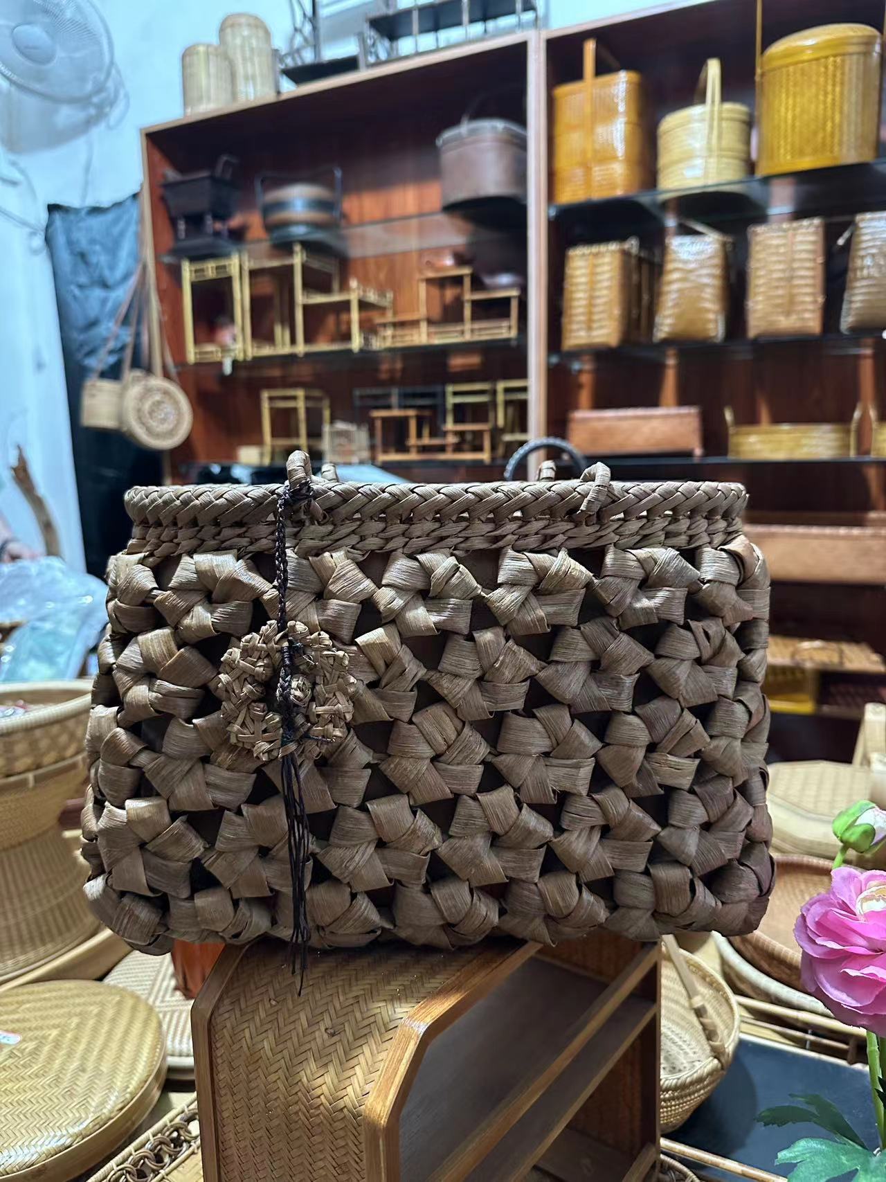 阅竹堂非遗葡萄藤大花朵款方包，手工编织外贸出口斜挎手拎