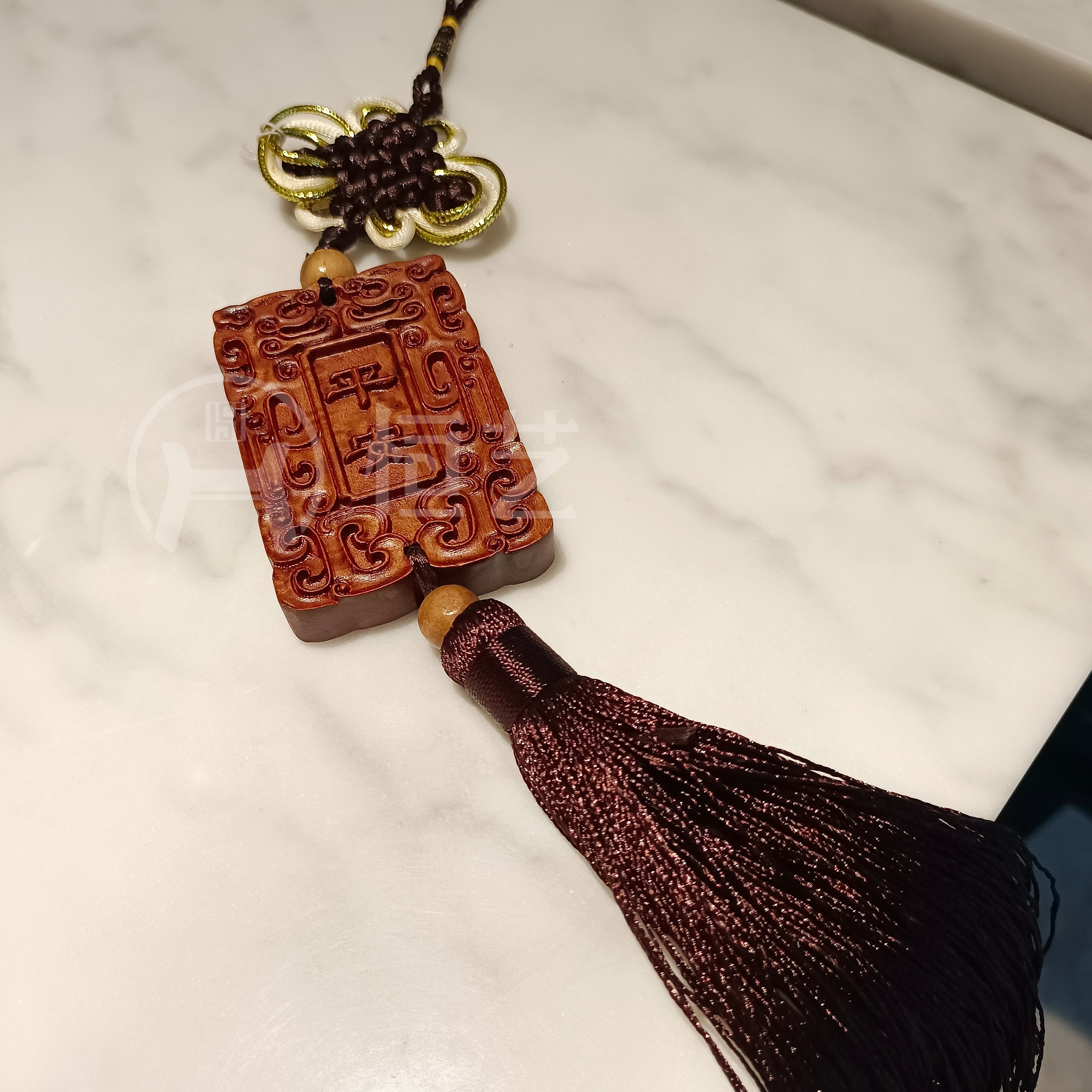 高级汽车车载挂件实木枣木装饰品平安雕花汽车挂饰品