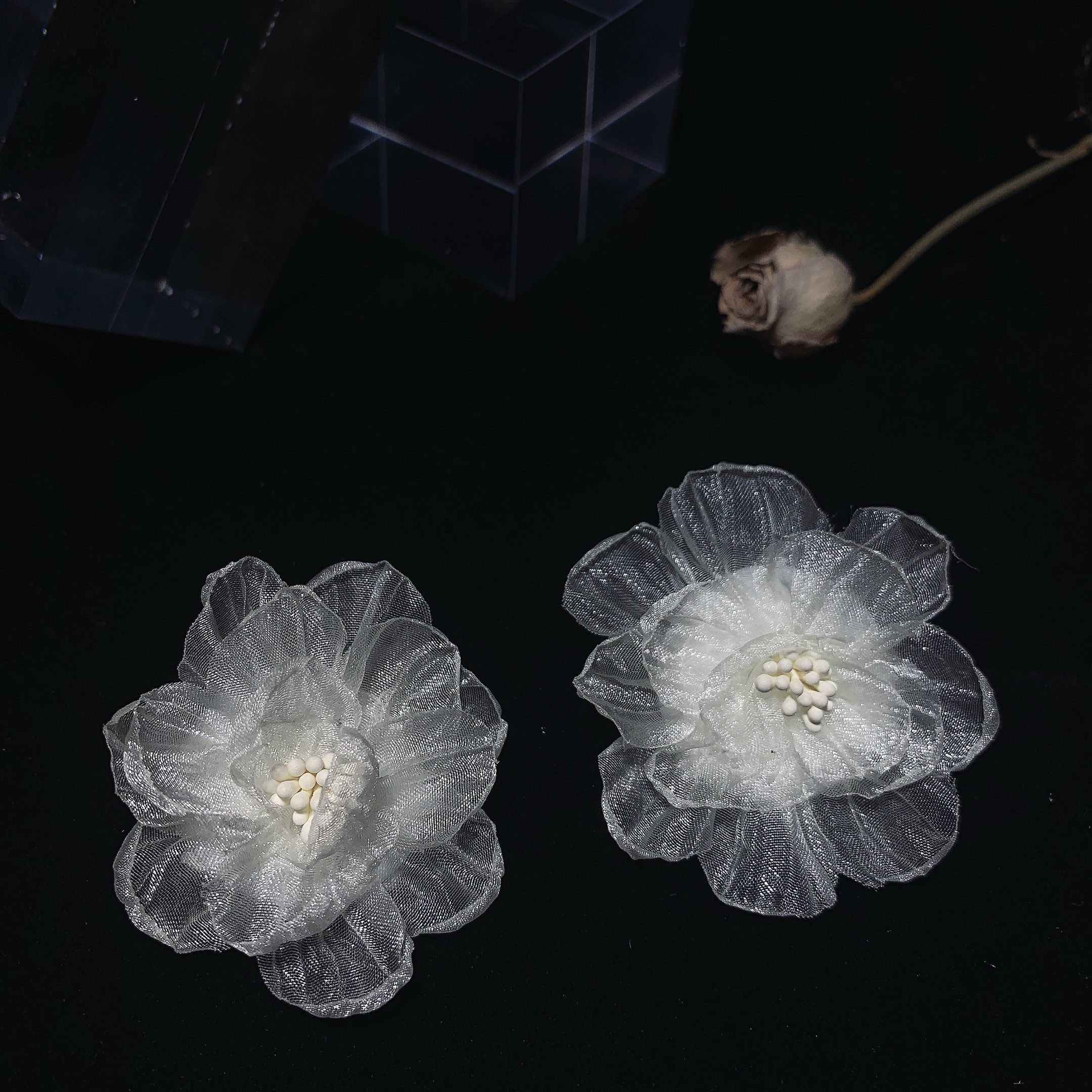 非金属布艺耳饰 沁心新款纱花花朵新娘手工活超仙奶黄色耳针