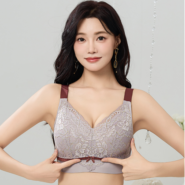 212大胸显小轻薄透气杯文胸