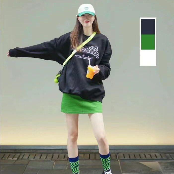 小壮潮牌少女卫衣