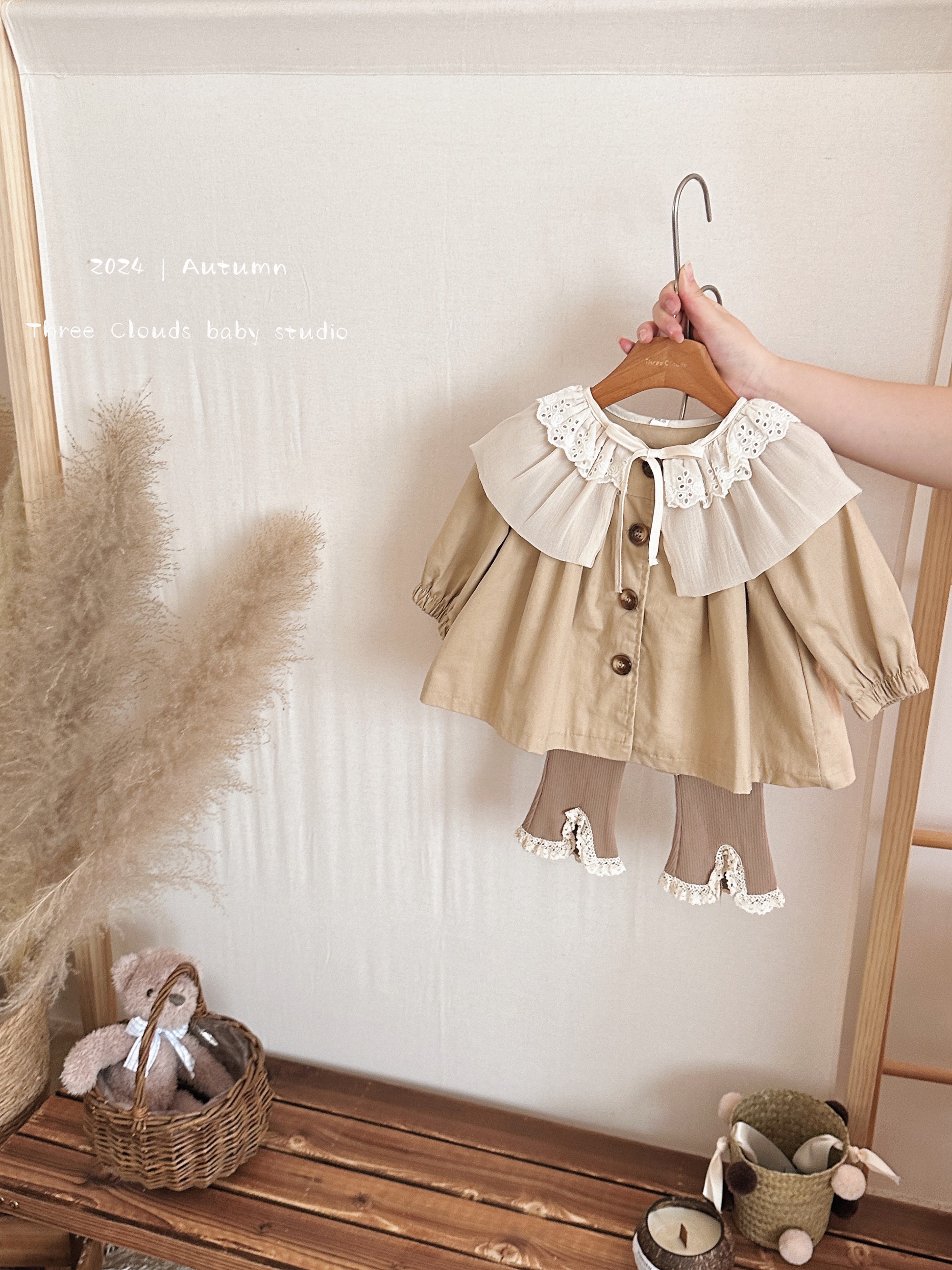 三小朵1251女童婴幼儿花边领风衣秋季女宝宝可爱韩版纯色外套儿童