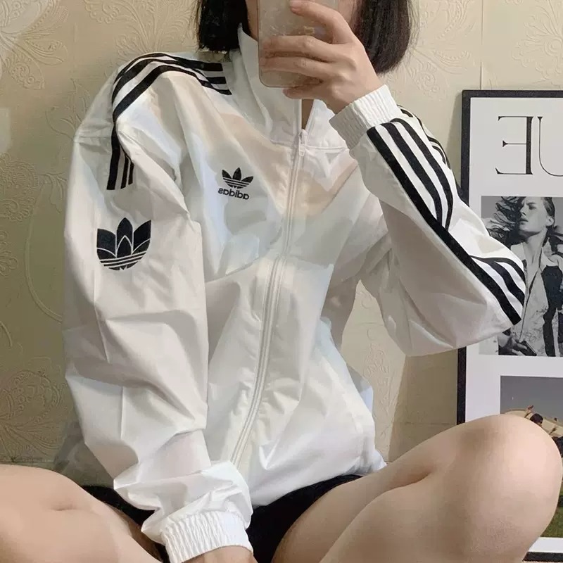 adidas阿迪达斯~~正品三叶草外套白色防风春秋男女情侣新款JI7535