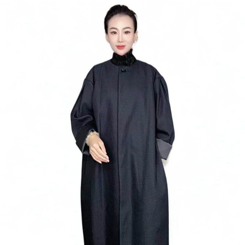 芮欧琨RealQueen【秋季新款】8106斗篷款宽松立裁风衣