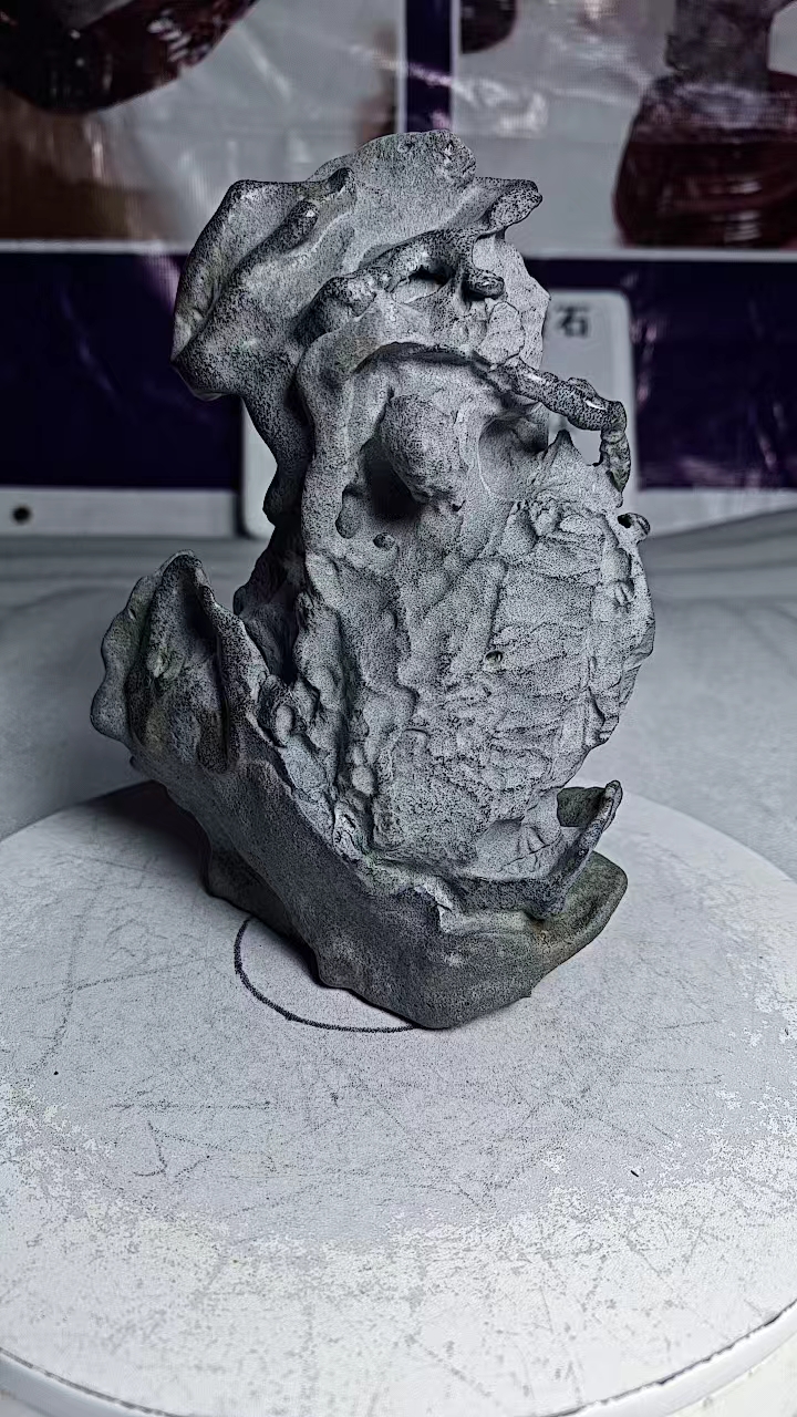 贵州天然水冲石摆件