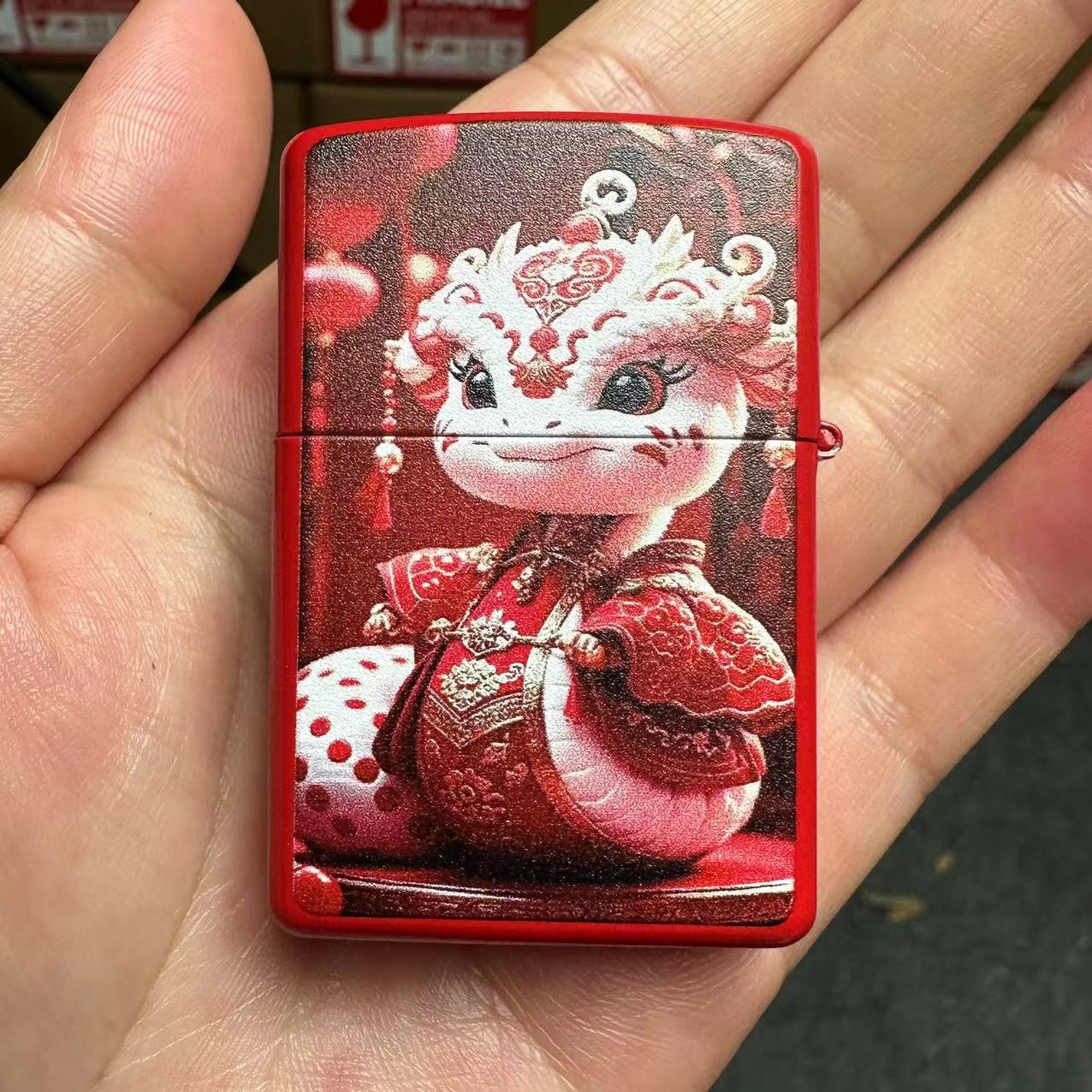 灵蛇纳福打火机（需自行加油）F