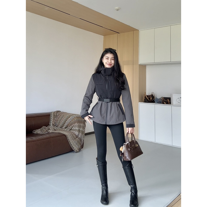 张阿星【时间旅人】酷飒工装高级感拼色收腰防风防水保暖羽绒外套