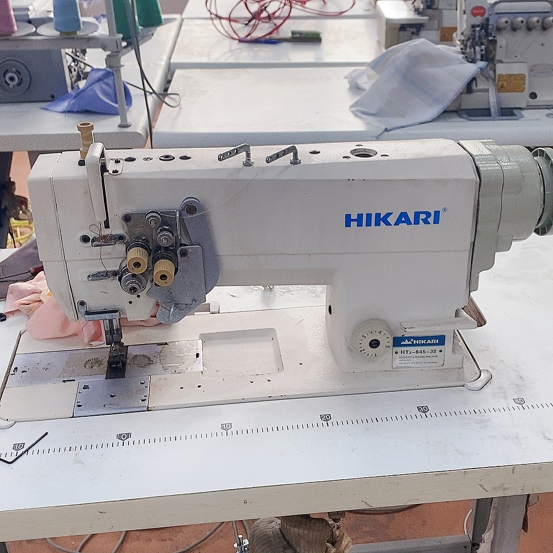 双针机直驱一体缝纫机