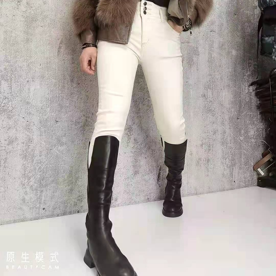 君君精选米白小脚裤