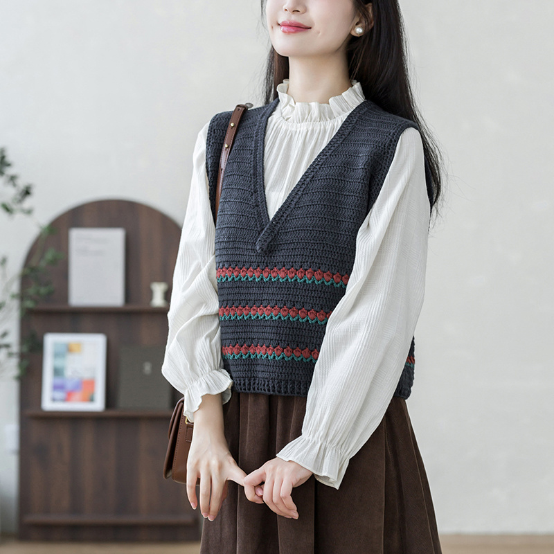 新妈咪手作郁金香V领马甲手工编织自制diy钩针衣服毛线团材料包