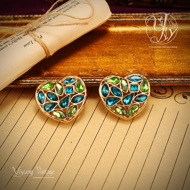 一漾 铜合金玻璃耳饰 气质时尚百搭 彩色爱心耳环