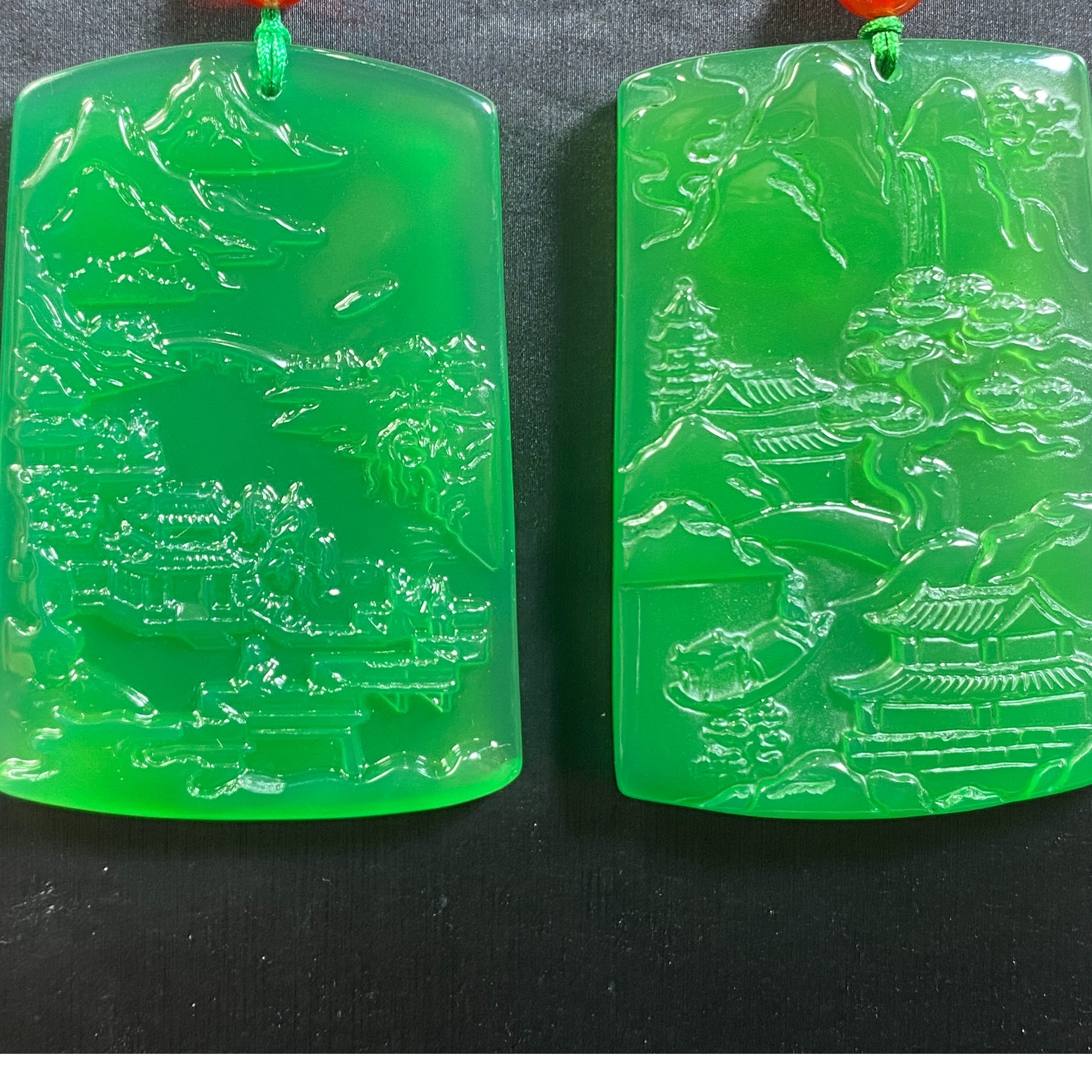 S1975-天然珠宝高冰满绿山水牌吊坠-配珠链-多样性发货只发一件