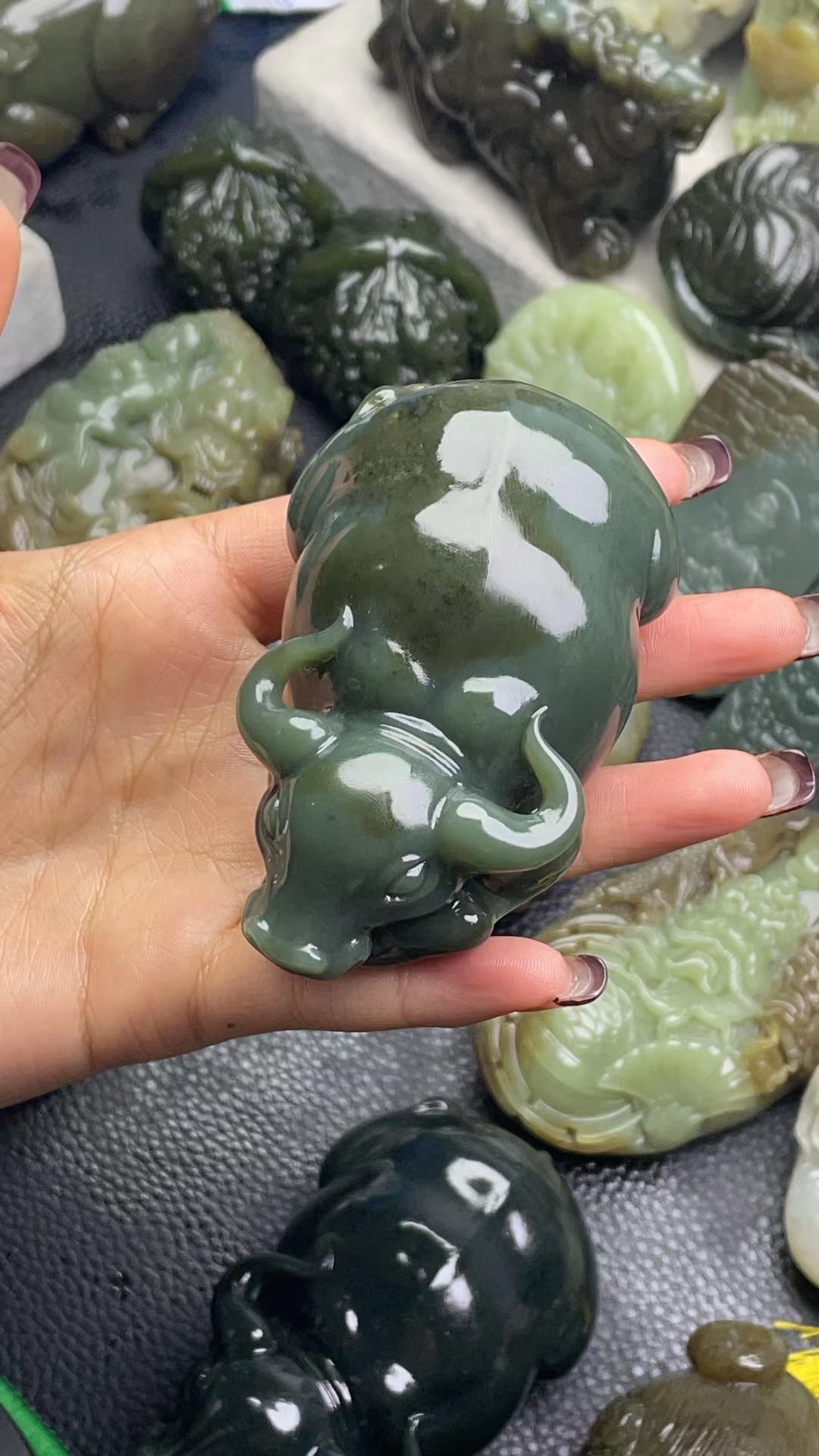 天然和田玉 牛把件