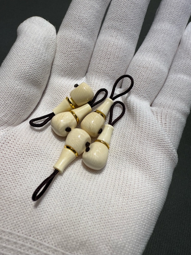 精品猛犸牙分体三通珠