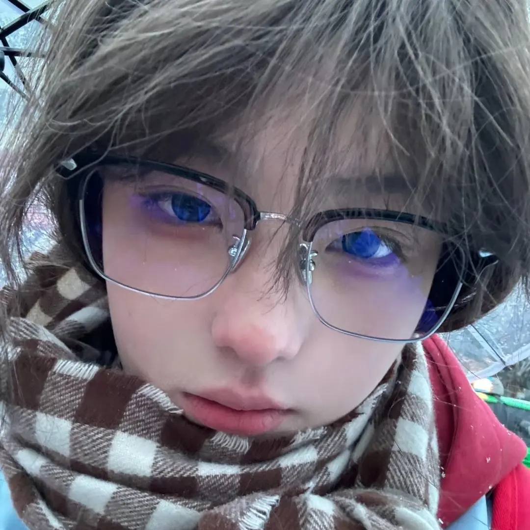 斯文素颜半框近视眼镜女学生高颜值椭圆显脸小可配度数百搭平光镜