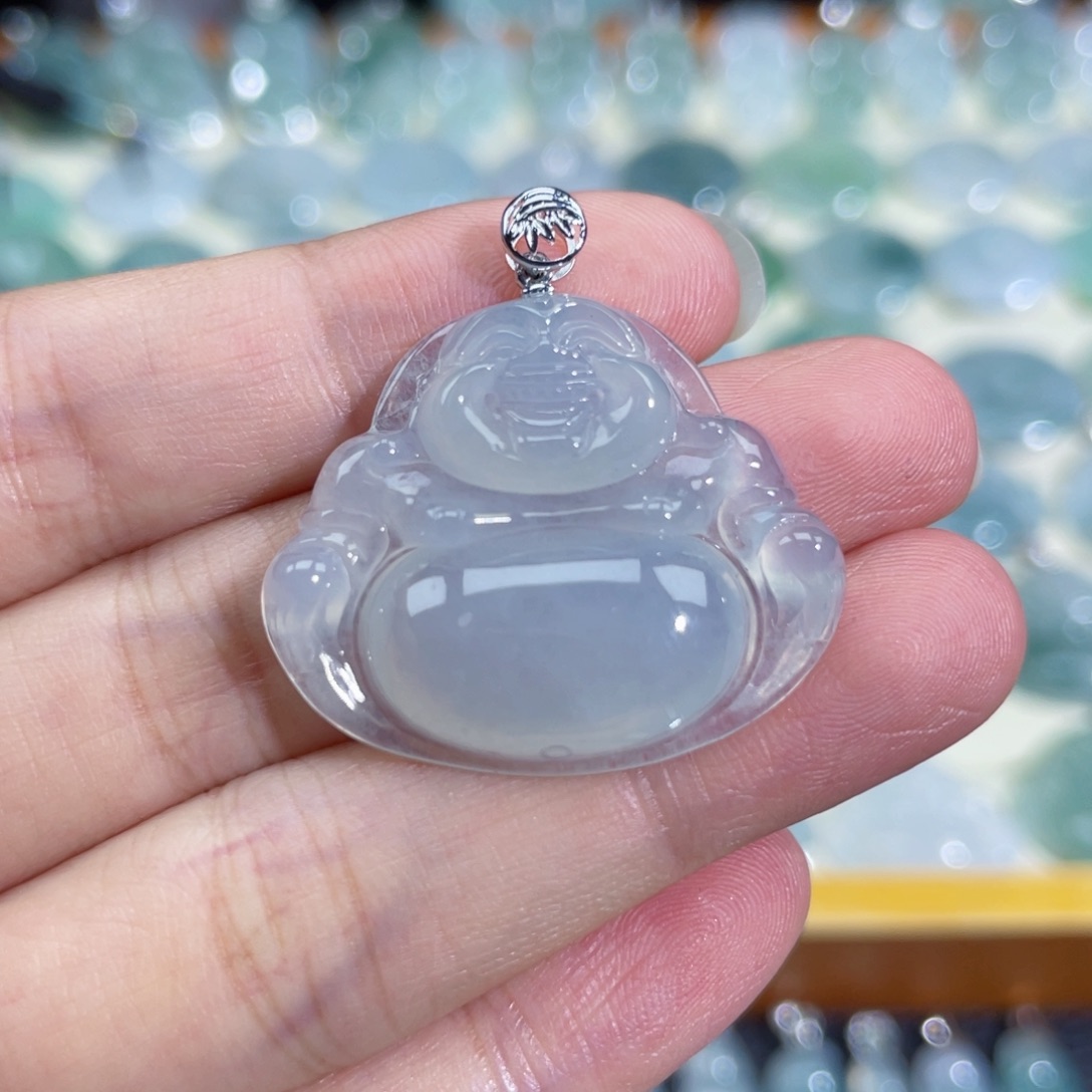 翡翠颈饰18K金镶嵌吊坠