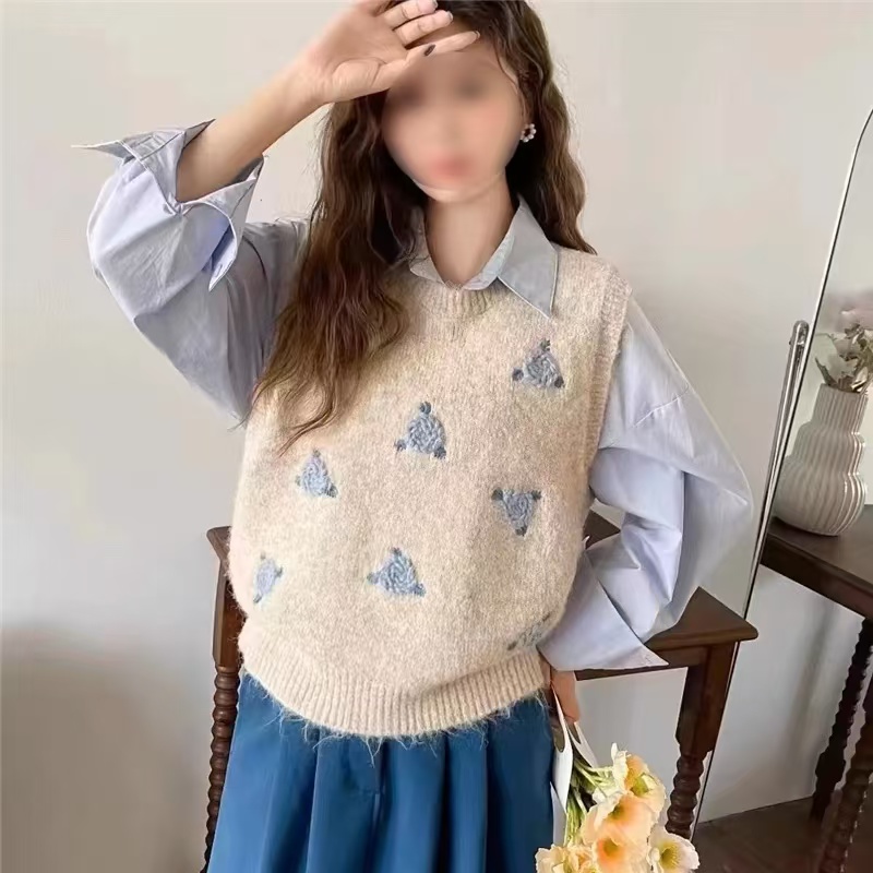 灰色坎肩针织叠穿马甲背心女春秋秋冬外穿毛衣刺绣洋气显瘦上衣