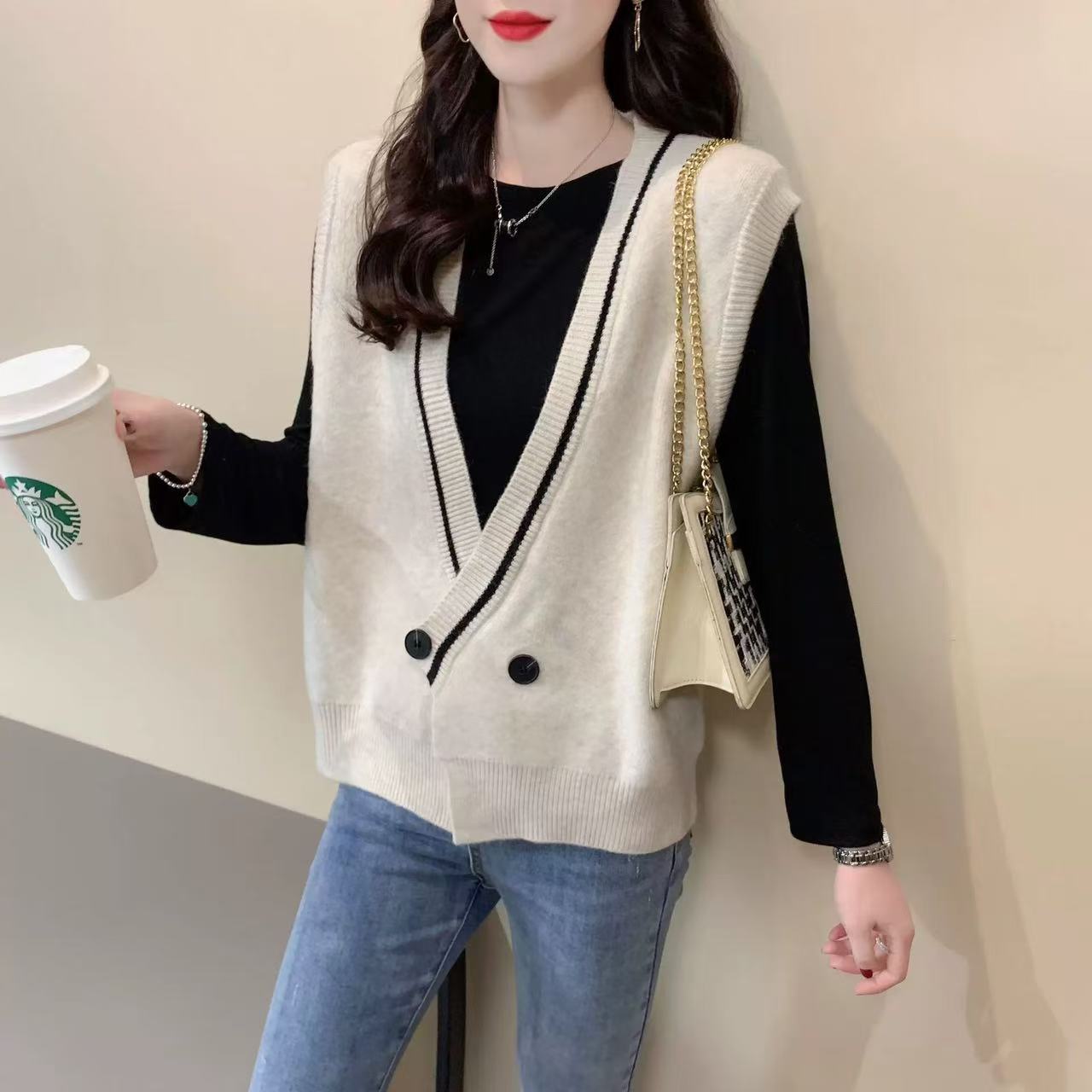 V领针织马甲背心2024新款春秋冬季高级感毛衣洋气开衫宽松上衣