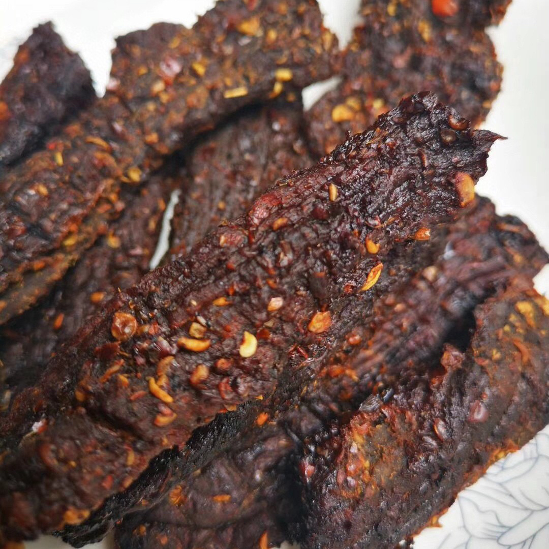 火烧炭烤小黄牛干巴阿秀姐（缘秀村）每包80克开袋即食