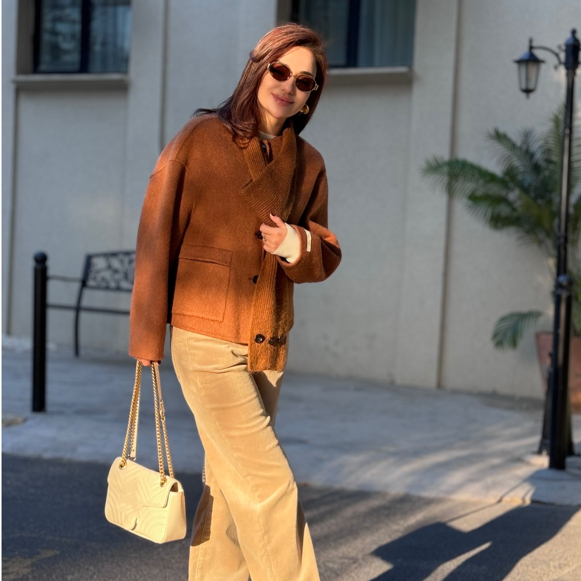 MUBINE 新款高级设计感无领小香风围巾短款绵羊毛外套 24225（特价