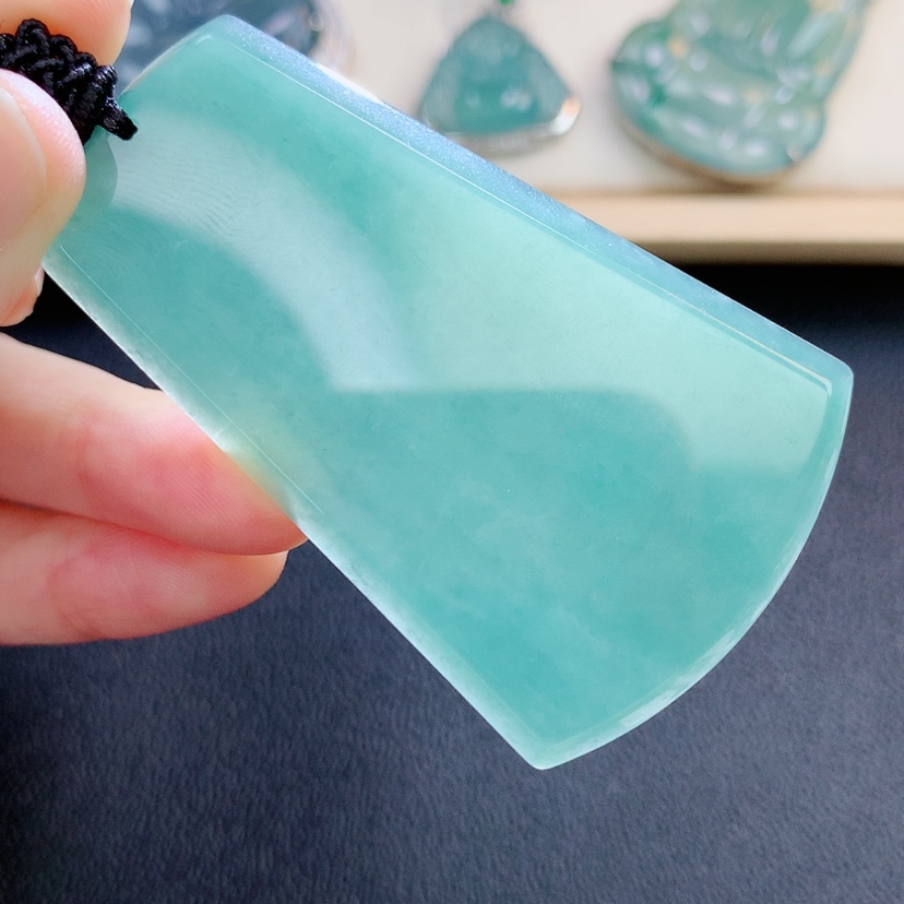 【闪购商品】翡翠颈饰未镶嵌翡翠