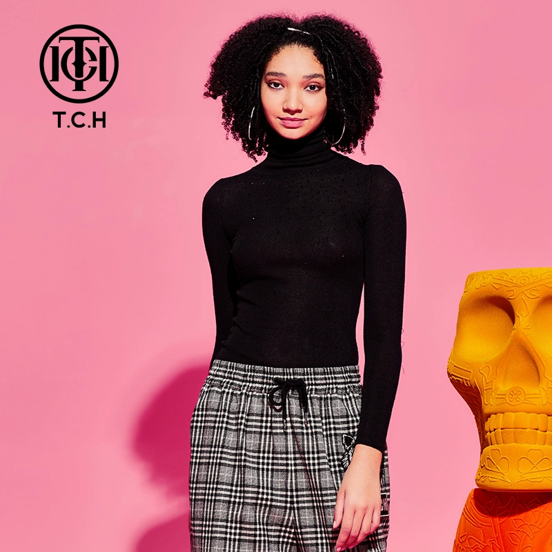 TCH轻奢烫钻工艺时尚黑色套头百搭保暖针织衫女T69C098003私服tch