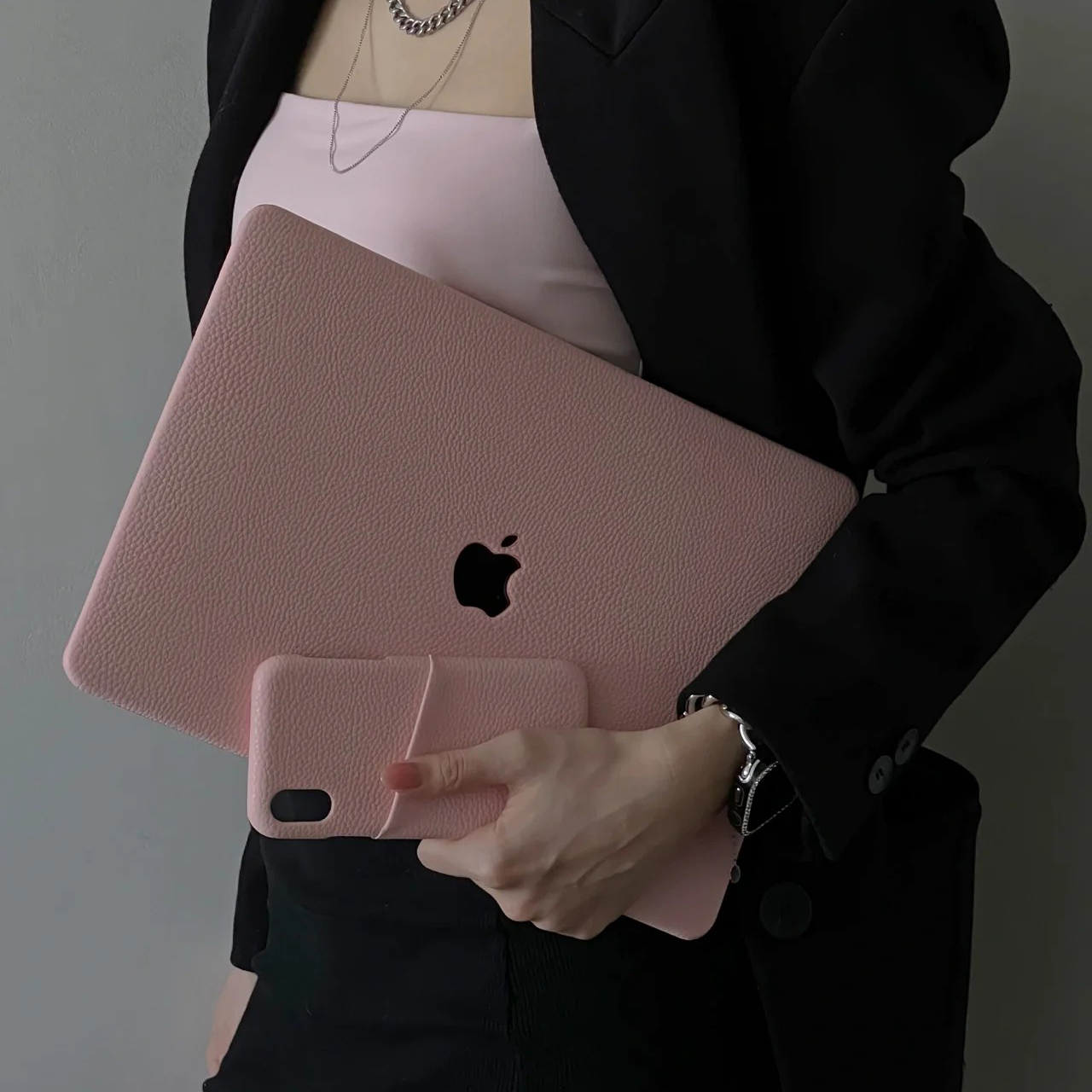 95新 Apple/苹果 MacBookPro笔记本女生轻薄便携商务设计学生电脑