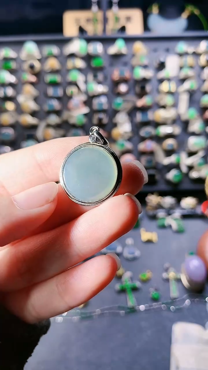 【闪购商品】翡翠吊坠(不含链)银S925镶嵌吊坠