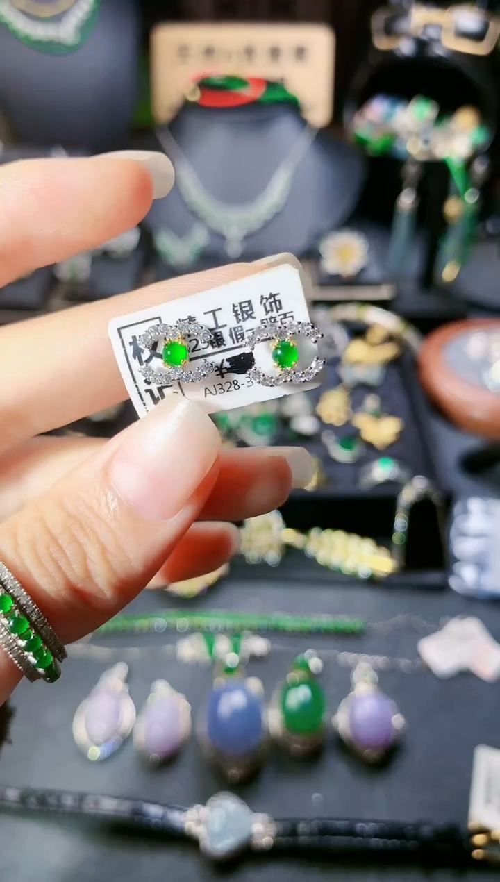 【闪购商品】翡翠耳饰银S925镶嵌耳饰