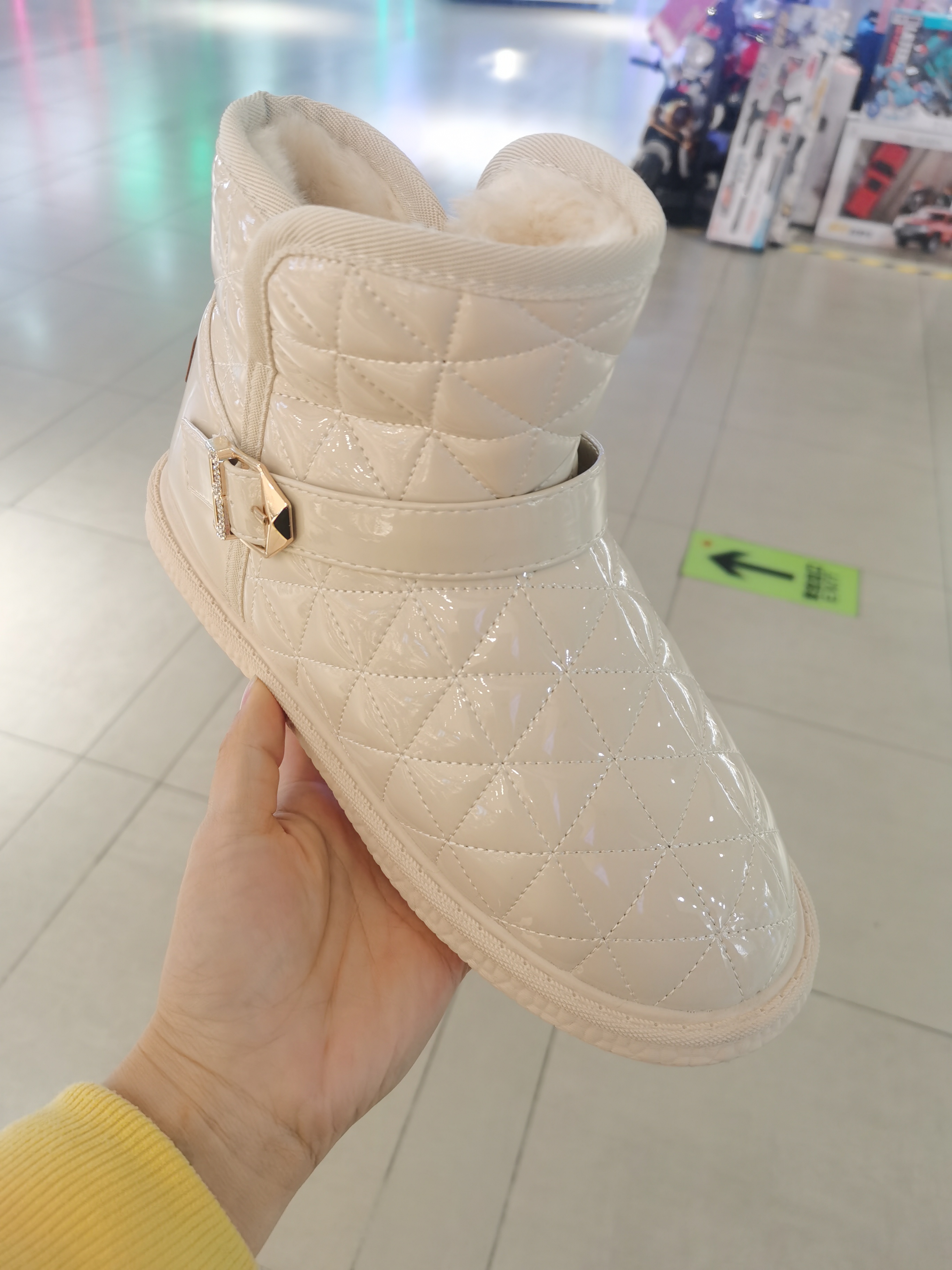 大东5102雪地靴2023年冬季新款时尚潮流舒适简约厚底圆头女鞋