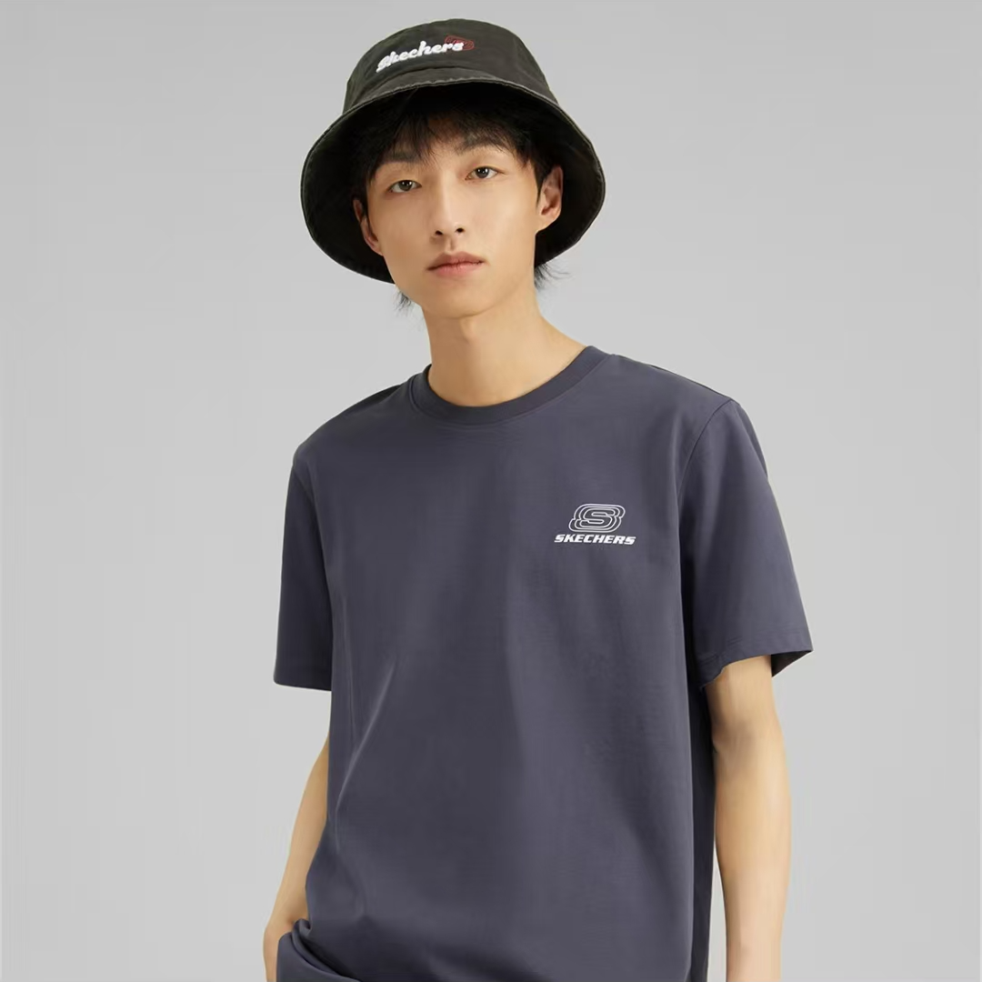 SKECHERS/斯凯奇字母印花训练透气宽松休闲短袖T恤L223U165-026R