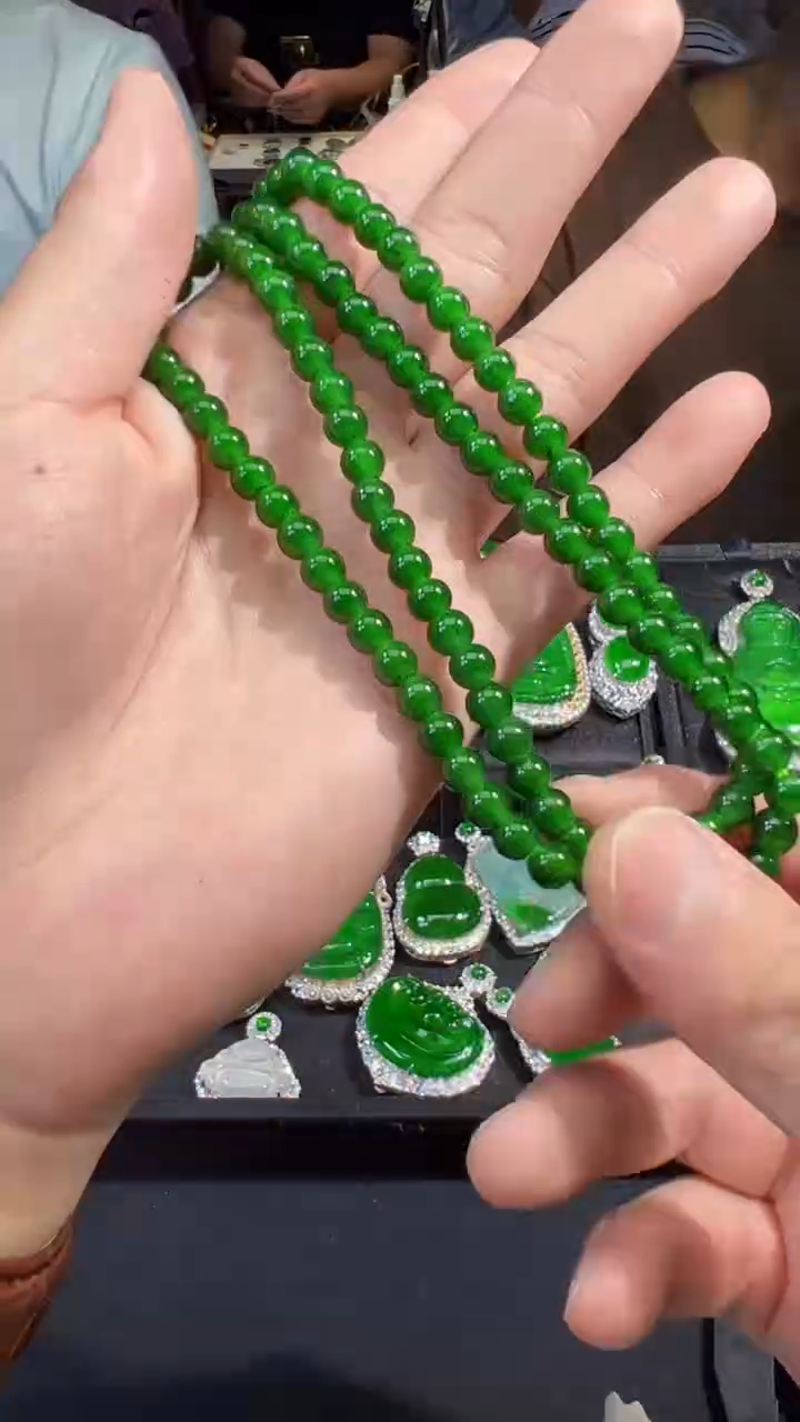 【闪购商品】定制翡翠未镶嵌珠链1
