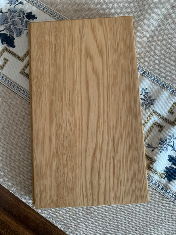 纯实木多层实木地热地暖厂家直销尾货处理地板样板