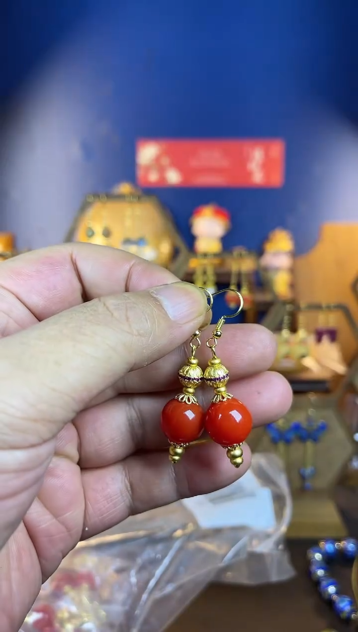 【闪购商品】澳红珐琅耳钩