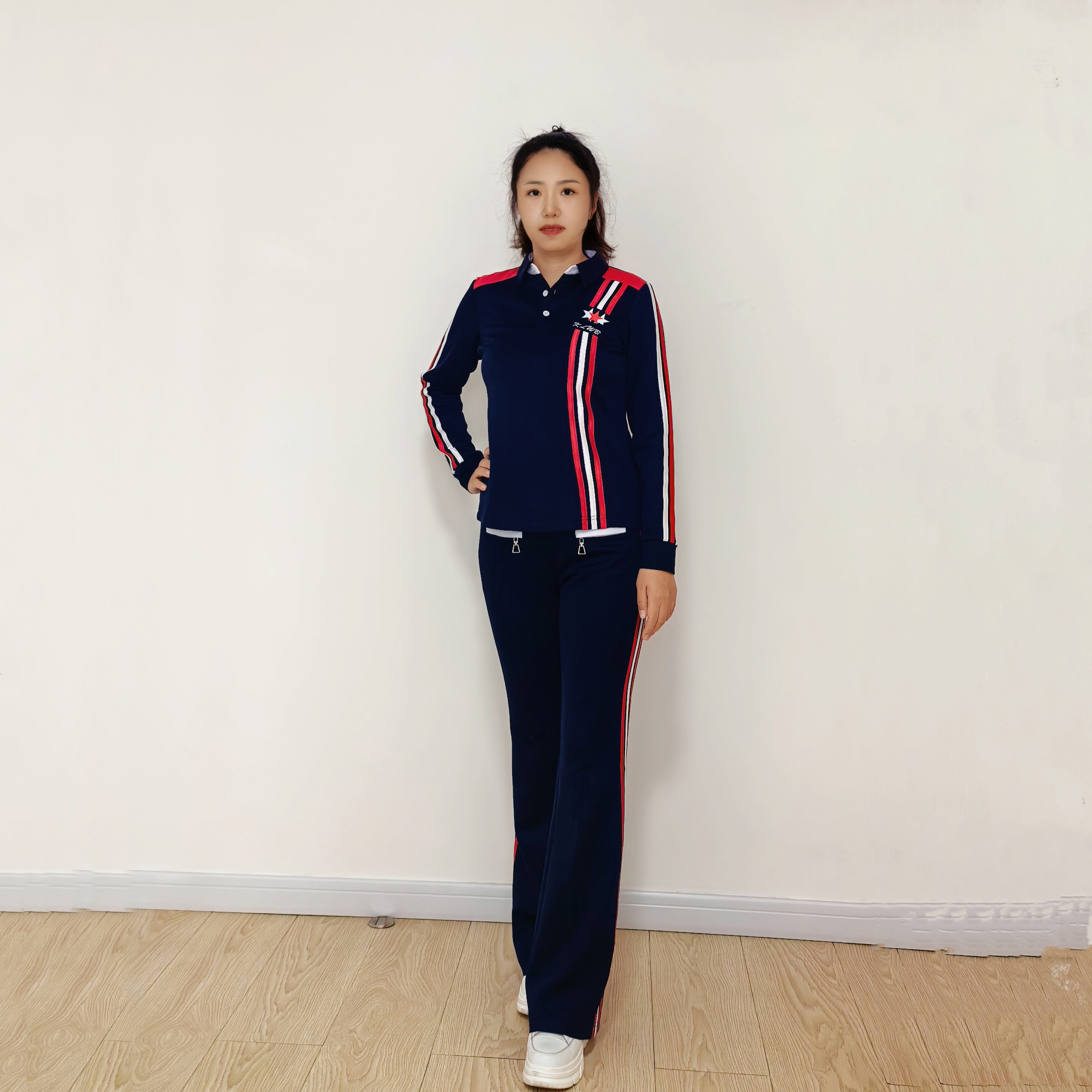 佳木斯健身操藏蓝色新款修身时尚长袖T恤套装