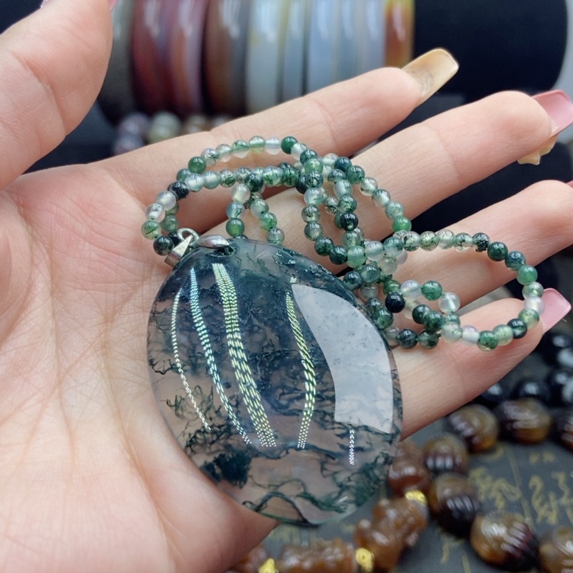 【闪购商品】玛瑙/玉髓吊坠(赠链)未镶嵌浪**崖