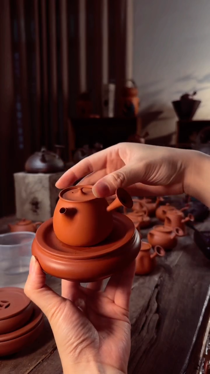 【闪购商品】壶潮州鸡蛋黄泡茶壶120cc